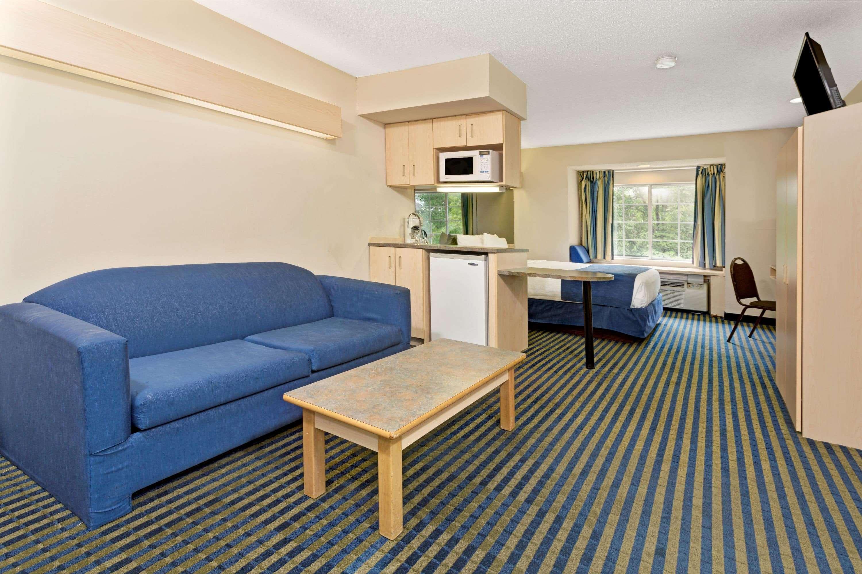 Microtel Inn & Suites By Wyndham Florence/Cincinnati Airpo Bagian luar foto