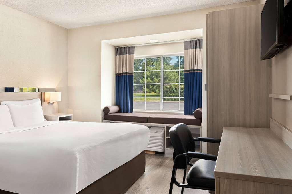 Microtel Inn & Suites By Wyndham Florence/Cincinnati Airpo Ruang foto