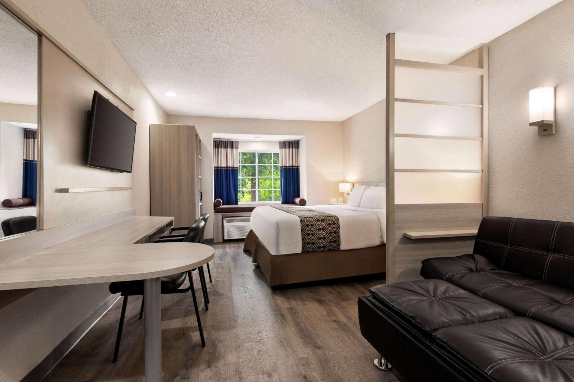 Microtel Inn & Suites By Wyndham Florence/Cincinnati Airpo Bagian luar foto